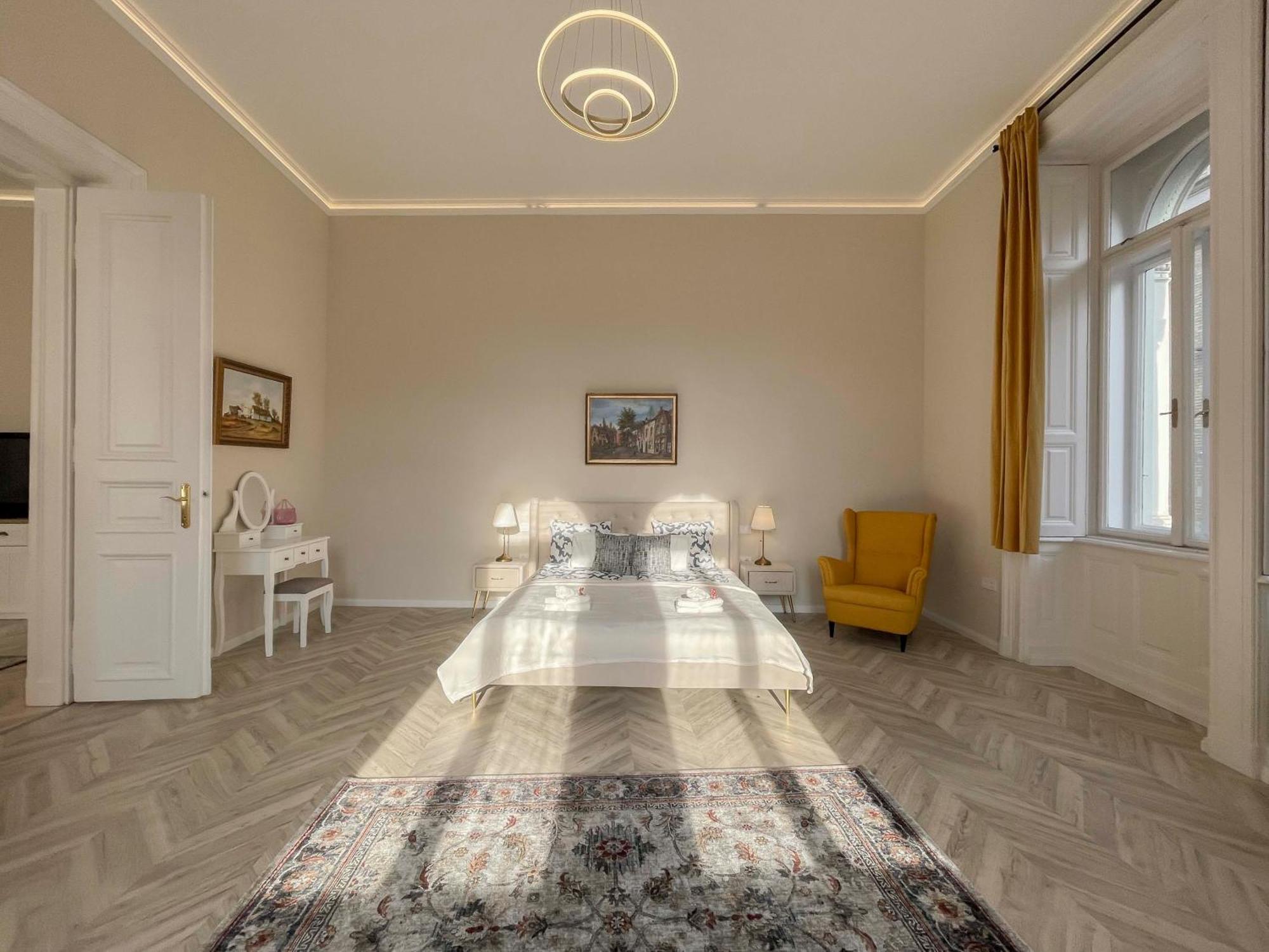 Apartmán Opera Luxury Resident *