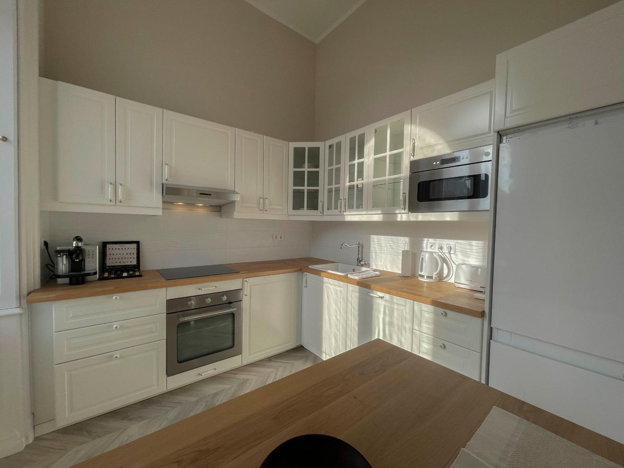 Opera Luxury Resident Apartment